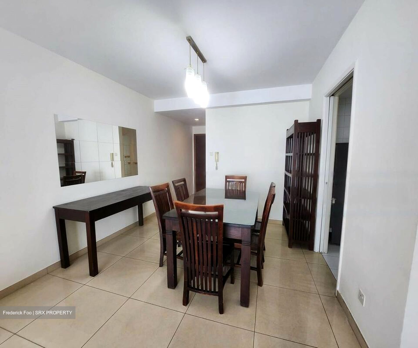 The Esparis (D18), Condominium #439437531